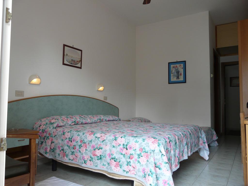 Hotel Vecchia Rimini Лідо-дельї-Естензі Номер фото